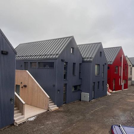 Stilren Leilighet I Henningsvær Eksteriør bilde